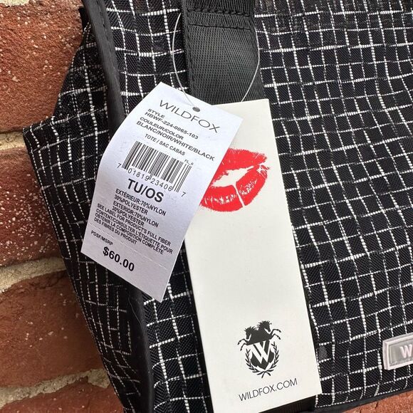 WILDFOX $60 bag black tote w crossbody strap NWT - Picture 4 of 8